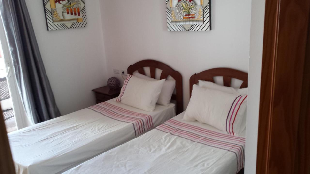 Extremely Private Villa, Heated Pool & Jacuzzi, Pool Wet Bar, Great Views. Коста Бланка Экстерьер фото